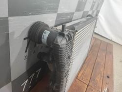 Кассета радиаторов Jetta 5 / Tiguan / Passat B6  Б/У Оригинал 8ML376723541