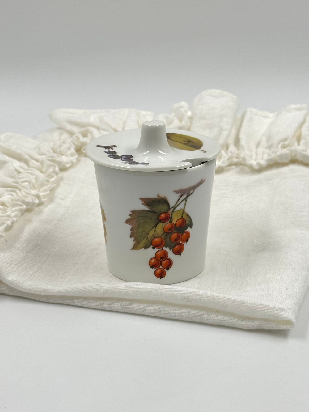 Горчичница Royal Worcester Evesham