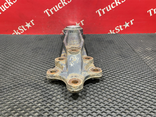 Кронштейн торсиона кабины правый