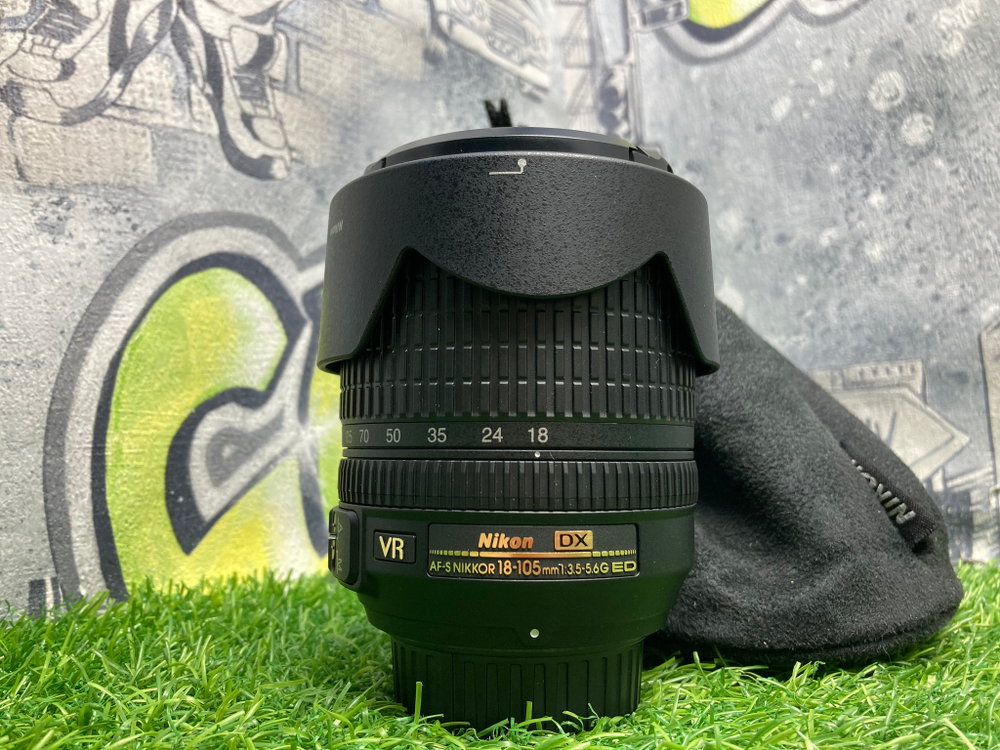 Nikon 18-105mm 3.5-5.6G AF-S ED DX VR Nikkor
