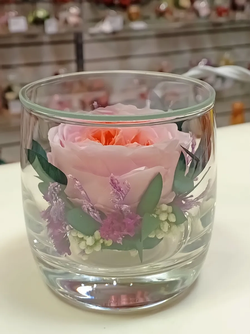 натуральный пион в стекле, вакуум*