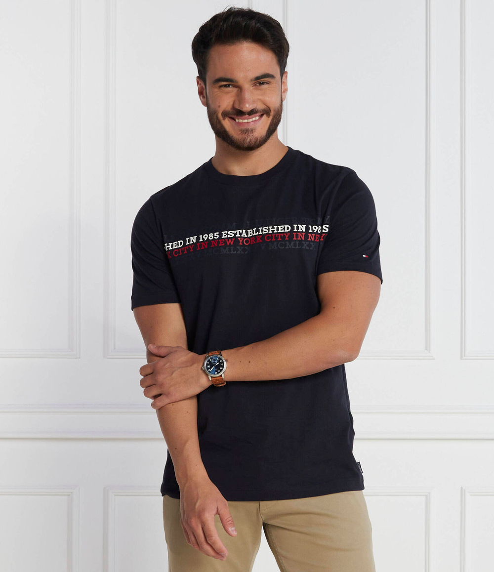 Футболка CENTER CHEST STRIPE TEE Tommy Hilfiger - темно-синий(MW0MW32618)