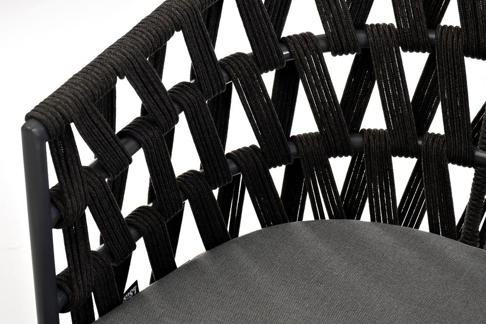 "Диего" стул плетеный из роупа, основание дуб, каркас из стали темно-серый (RAL7024) муар, роуп темно-серый круглый, ткань темно-серая 027
