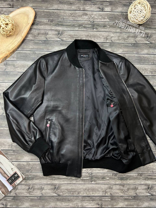 Кожаный бомбер Kiton