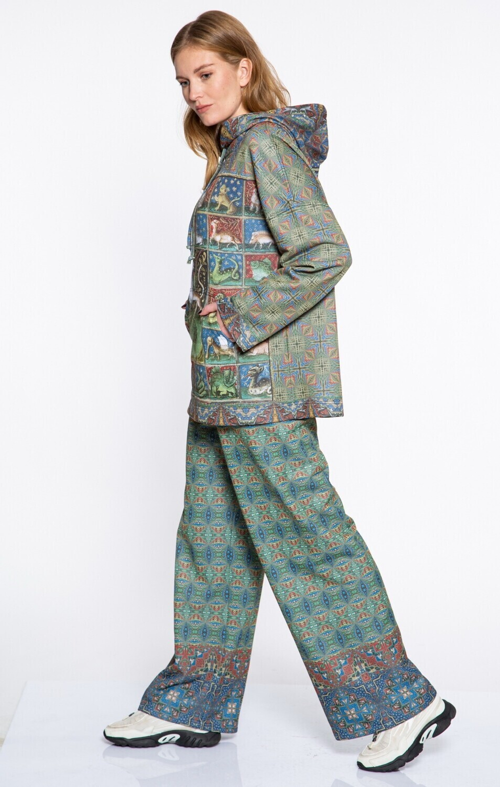 Комплект (худи и брюки) "Бестиарий", по мотивам Бестиария Бартоломея Английского, 15 век