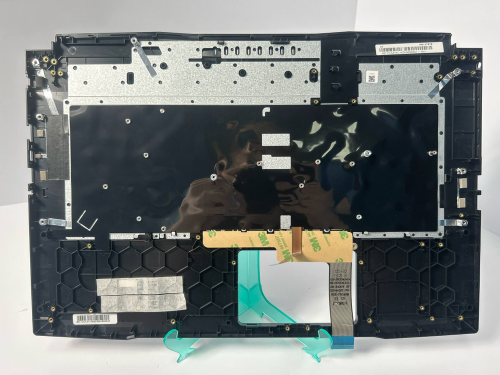 Верхняя панель с клавиатурой (топкейс) для ноутбука MSI Katana 17 B12UCR (957-17L541E-C14)