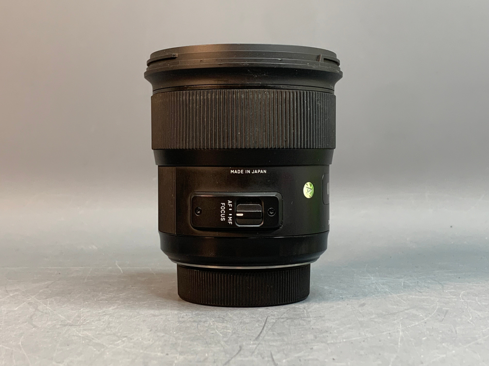 Sigma AF 24mm 1.4 DG HSM Nikon F царапки
