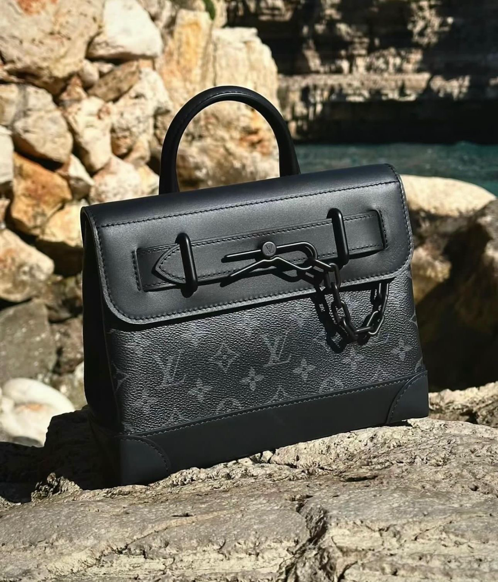 Сумка мессенджер Louis Vuitton