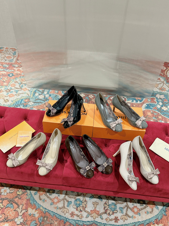 Louis Vuitton Pump (5 colors)