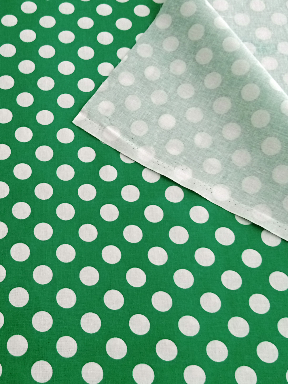 Ткань бязь плательная, рис. "Горох 18 мм", ширина 150 см, арт. 18.14