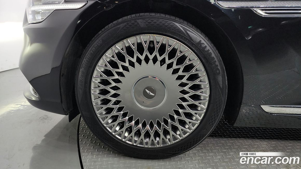 Genesis G90 3.8 AWD (05.2020)