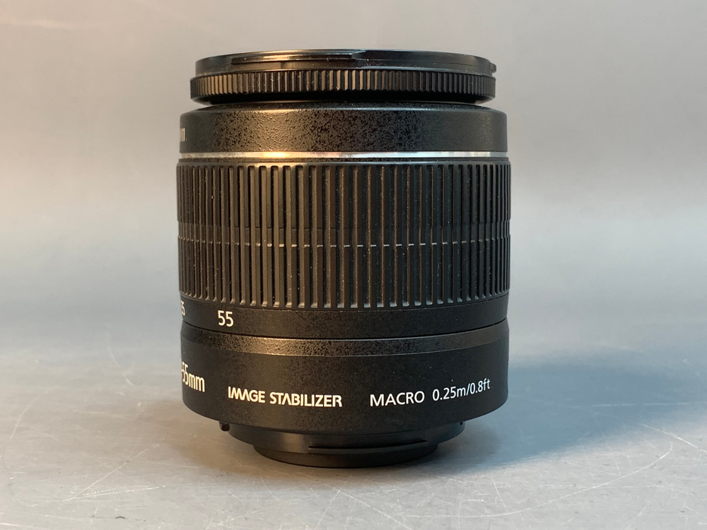 Canon 600D kit 18-55mm IS II 15128 Кадров