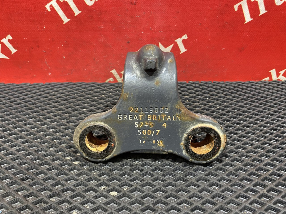 Кронштейн переднего стабилизатора 2018г