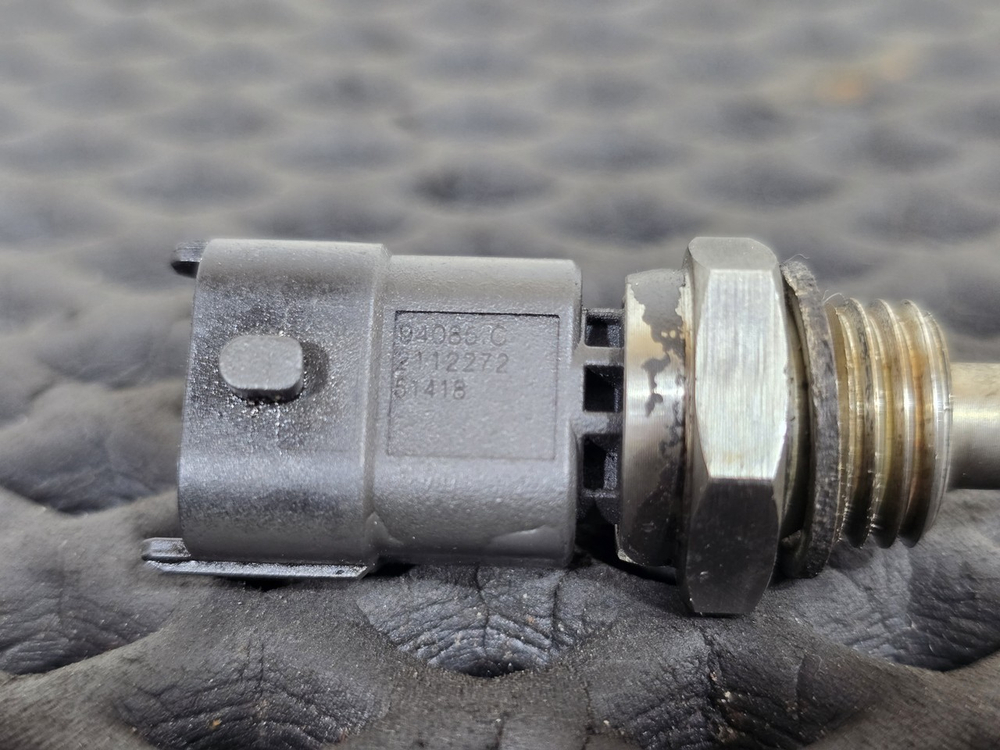 Датчик температуры охлаждающей жидкости 2018г