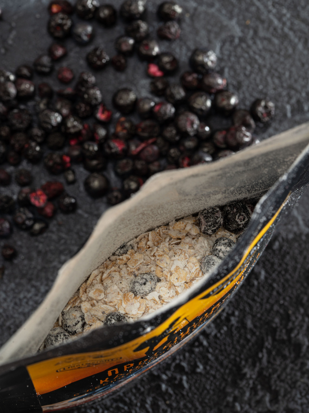 ПРОТЕИНОВАЯ КАША ОВСЯНАЯ С ЛЕСНОЙ ДИКОРАСТУЩЕЙ ЧЕРНИКОЙ 100 ГРАММ