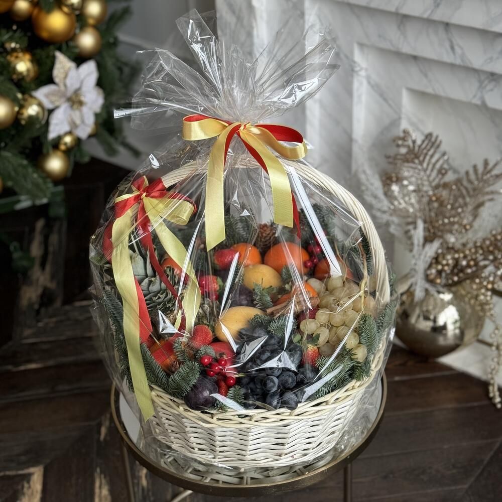 Новогодняя фруктовая корзина с фруктами , премиум
