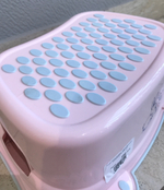 Подставка нескользящая "Кролики" розовый KR-006-104