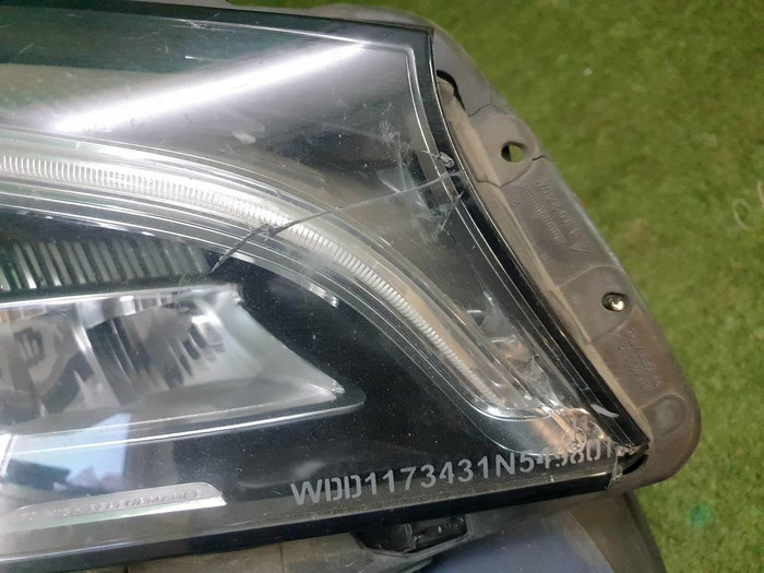 Фара правая Mercedes CLA C117 (2016-2019) LED
