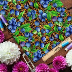 Ткань саржа спелая черника хохломой на фоне