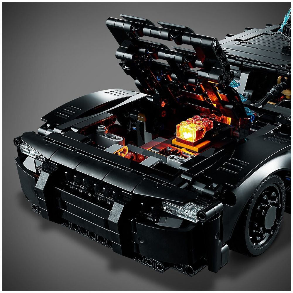 Конструктор LEGO Technic 42127 Бэтмен: Бэтмобиль