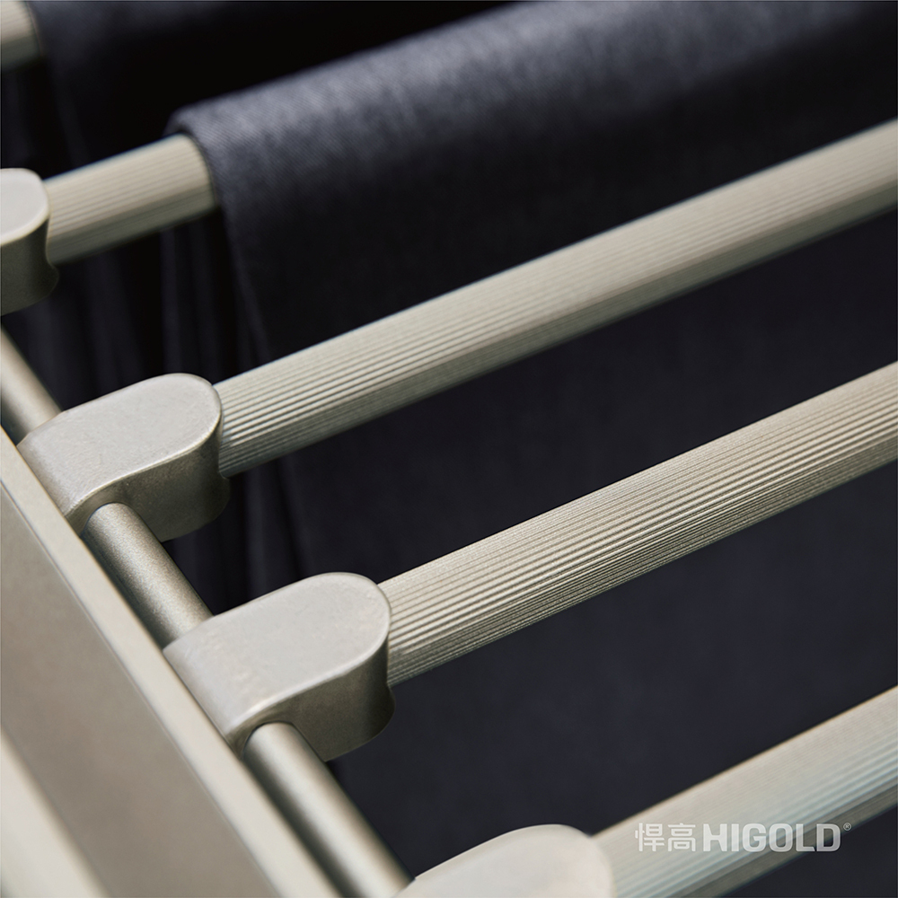 Вешалка для брюк, 664x465x60 мм