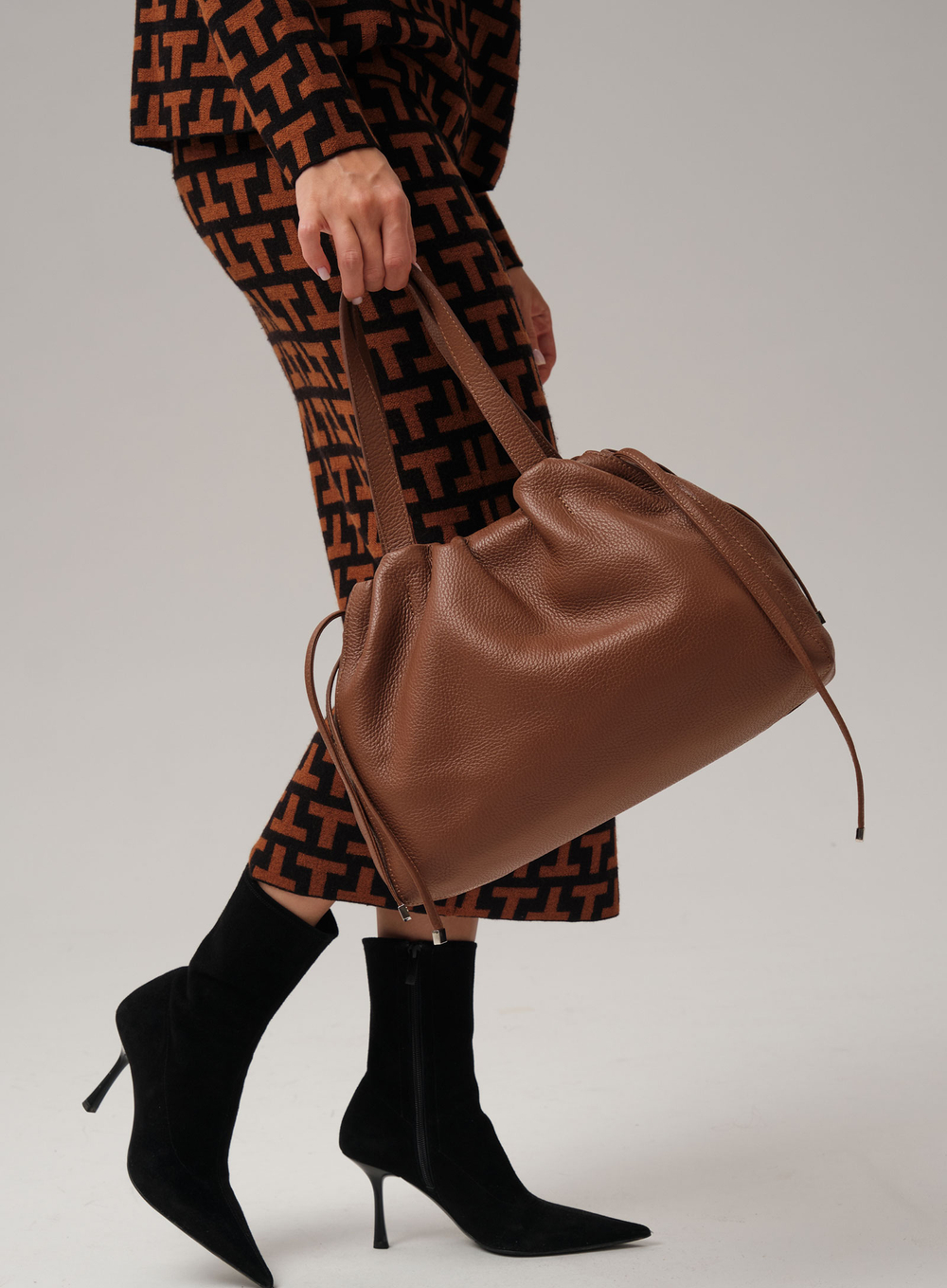 Сумка Deboro 31153 темный орех