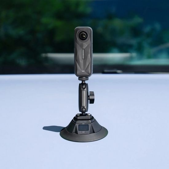 Крепление-присоска Insta360 Electric Suction Cup Mount (CAAINS10007)