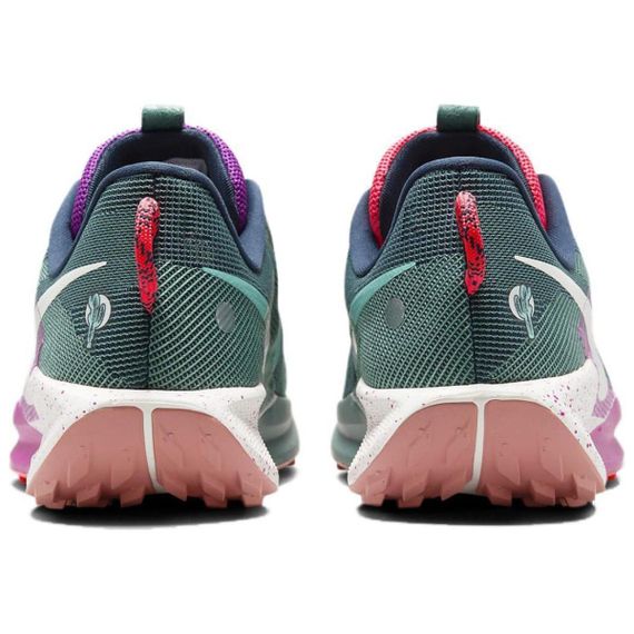 NIKE Pegasus Trail 5 Беговые кроссовки Низки Полевые зеленые Мужские