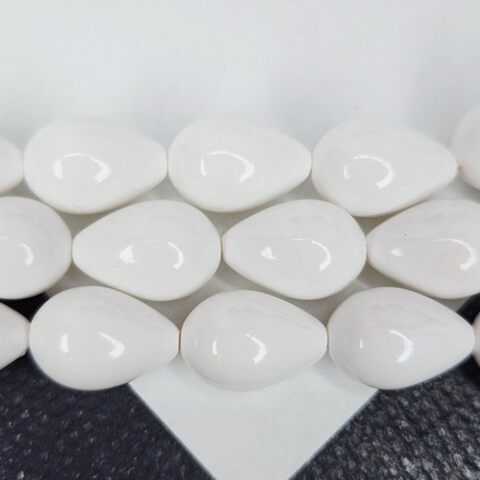 Жемчуг майорка, бусина капля белая глянцевая, р-р 9×13мм, штучно