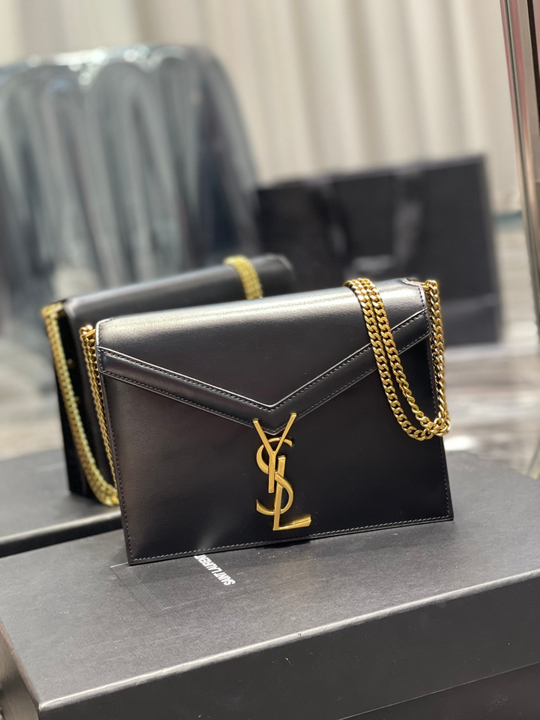 Saint Laurent Cassandra Medium 22 cm