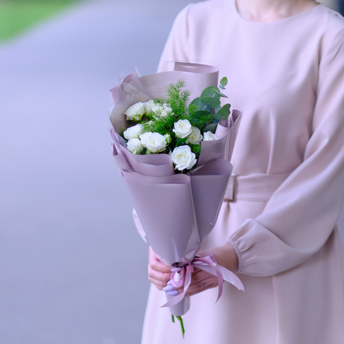 Купить Букет кустовых роз #531