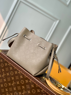 Louis Vuitton Bella