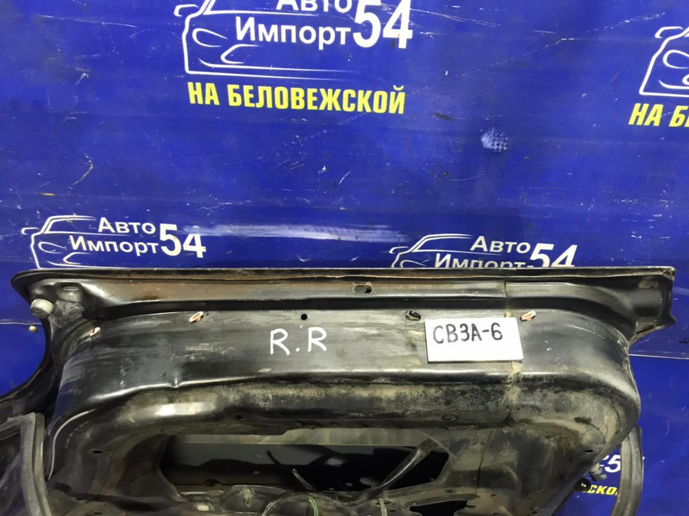 Дверь задняя правая MITSUBISHI LANCER 1993