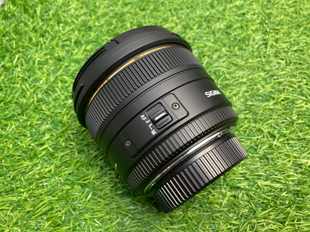 Sigma AF 50mm 1.4 EX DG HSM Nikon F