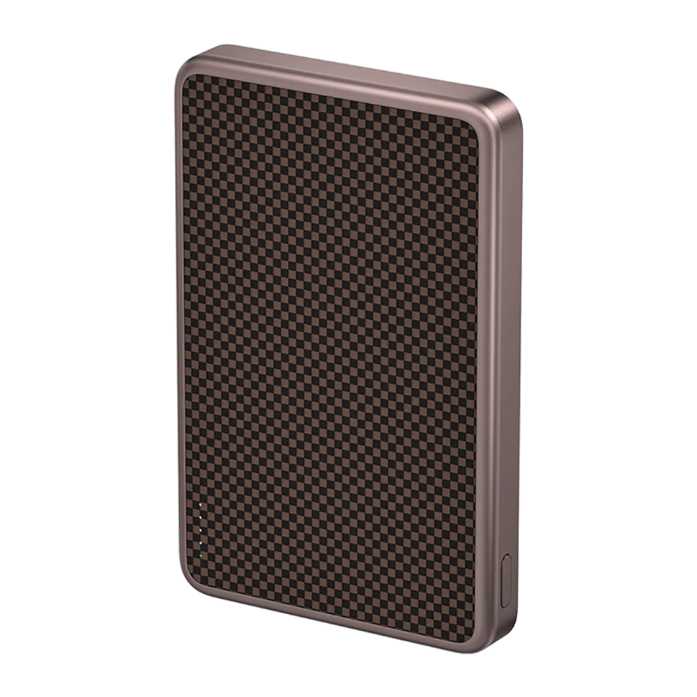 Внешний аккумулятор MagSafe Benks ArmorGo (Qi2) (10000 мА·ч) Беспроводная зарядка: Qi 15 Вт. Проводная зарядка: USB-C. Сертификация Qi2. Есть LED-индикация. Энергоёмкость — 36,5 Вт·ч. Максимальная выходная мощность — 30 Вт