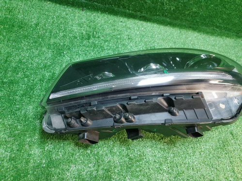 Битая Фара левая Kia Sorento 3 UM Prime (2017-2020) LED