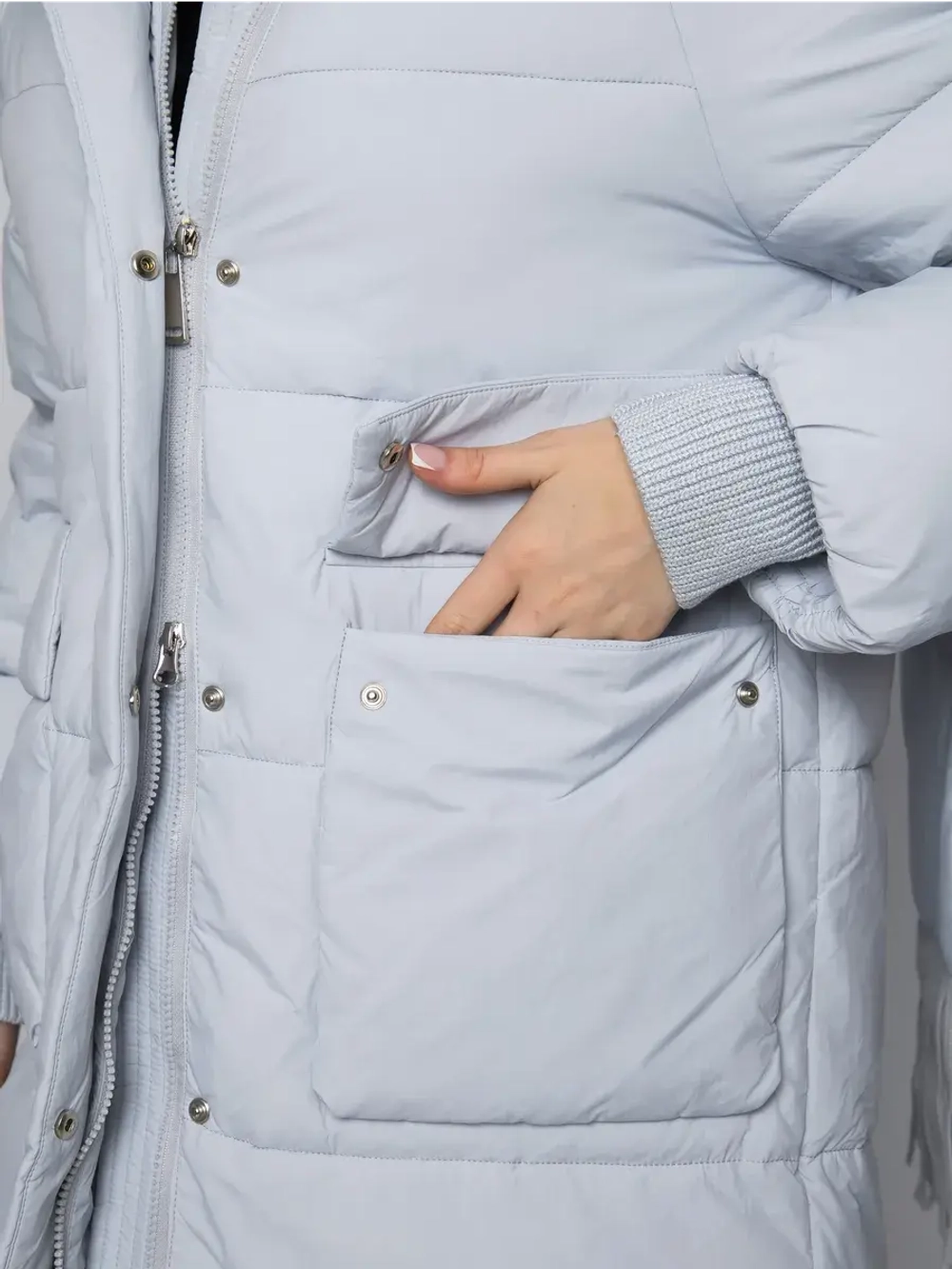 Куртка зимняя удлиненная с капюшоном