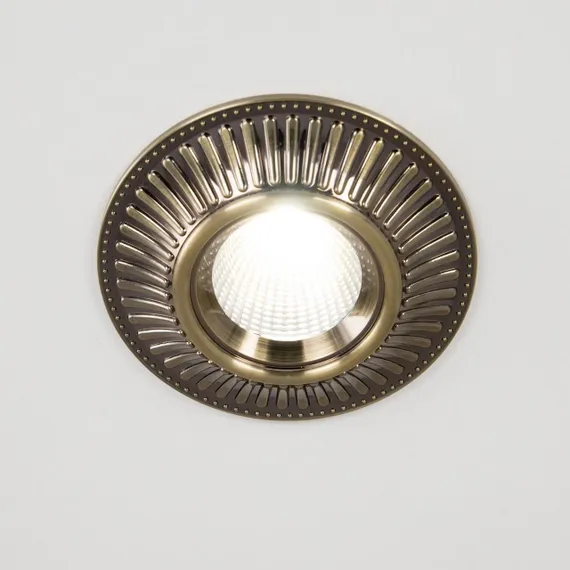 CLD042NW3 Дзета Бронза Св-к Встр. 7W*3500K