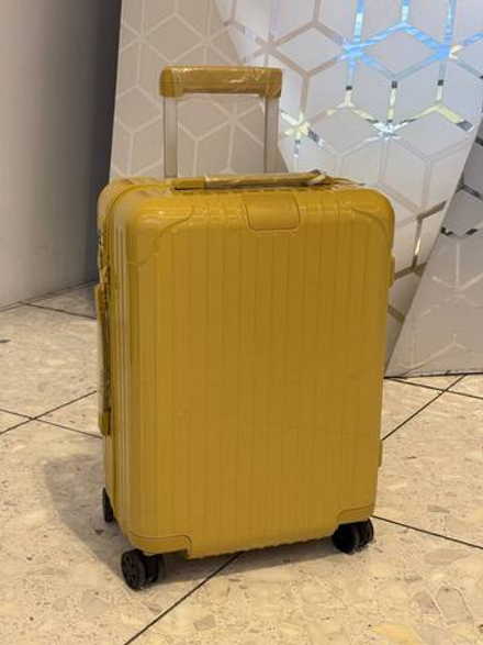 Чемодан Rimowa