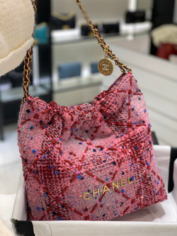 Chane1 22 Small Handbag 37 cm