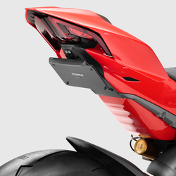 Rizoma Короткое крепление номерного знака Ducati Streetfighter / Panigale (2025 - ) "FLAT-OUT"  Артикул: PTU014 / PTU014B