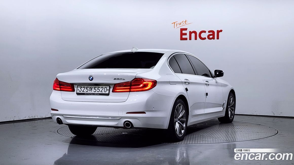 BMW 5 Series (G30) 530e Luxury (05.2020)