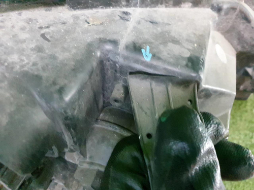 Битая Фара левая Nissan Qashqai J11 (2013-2019) галоген