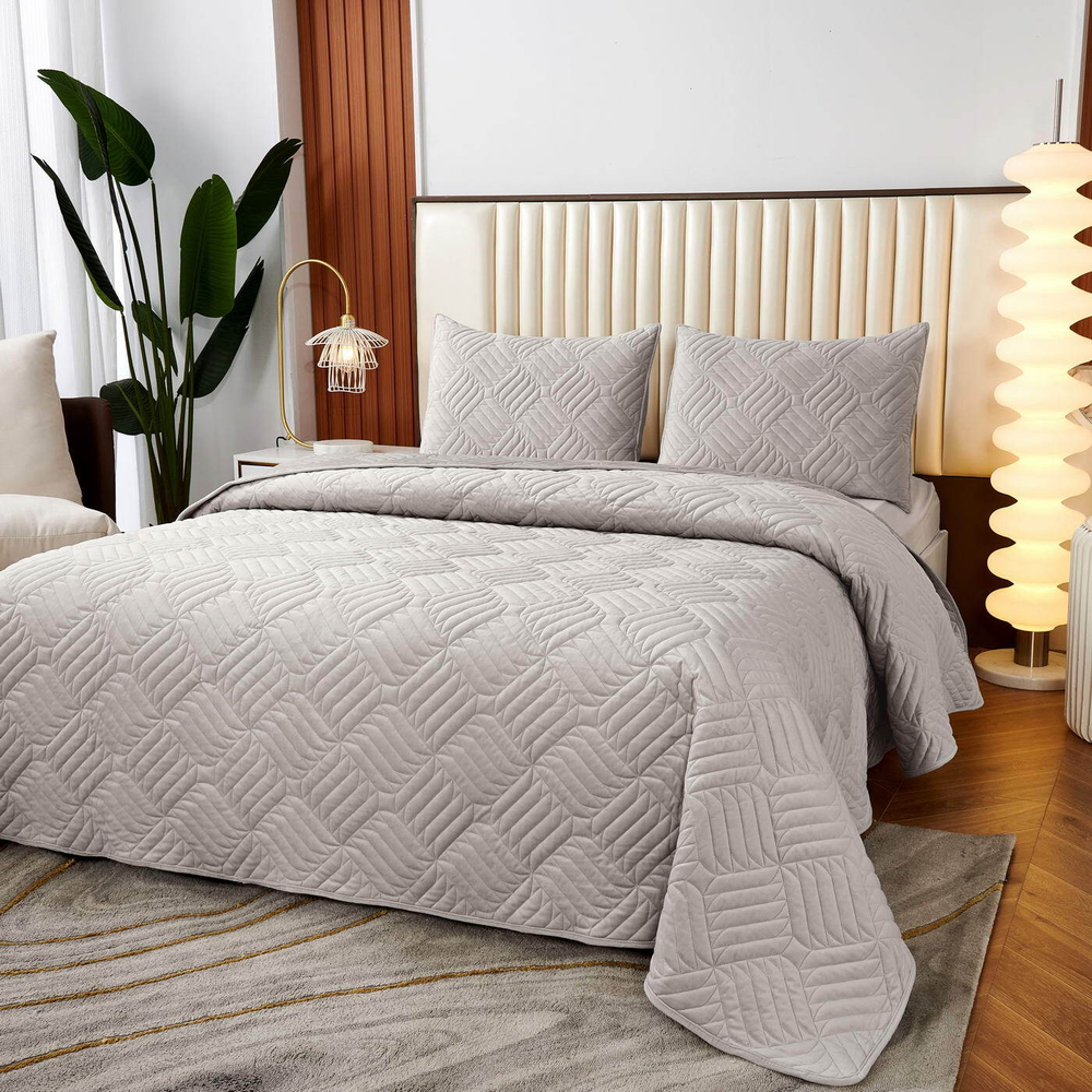 Покрывало 240x260 Sofi De MarkO Армандо светло-серое