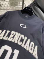 Свитшот Balenciaga