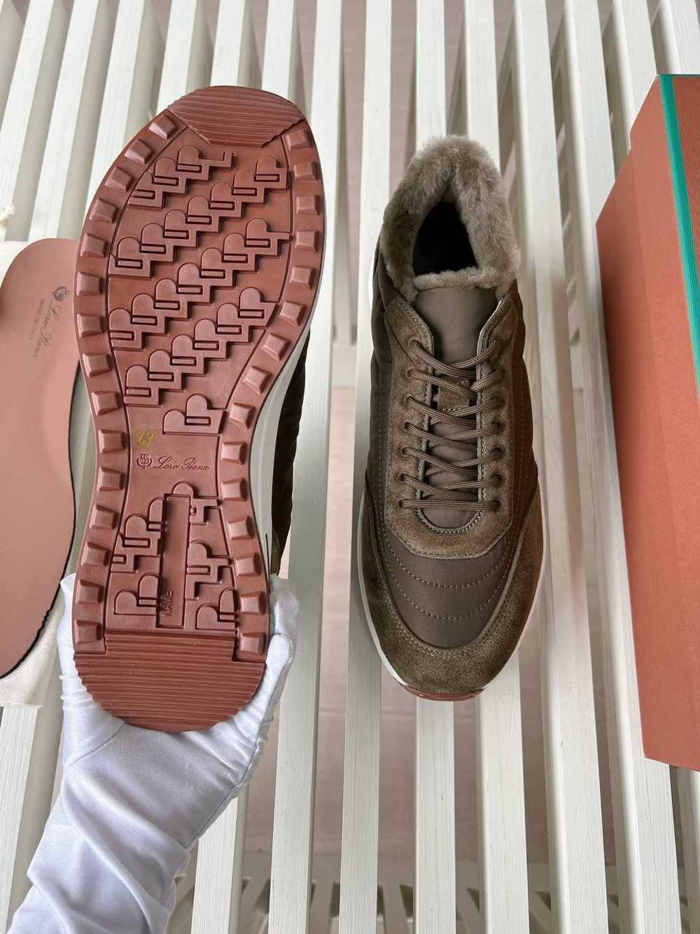 Зимние кроссовки Loro Piana Week End Walk