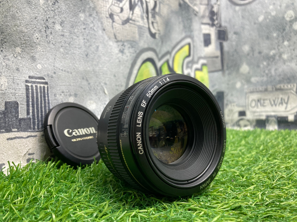 Canon EF 50mm 1.4 USM