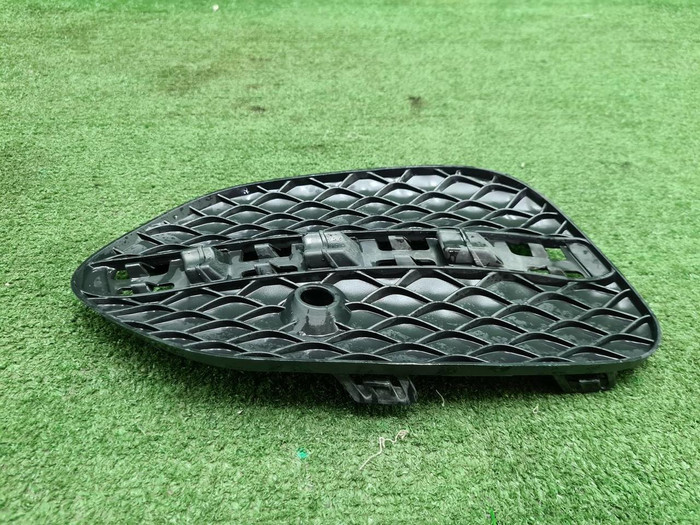 Решетка переднего бампера Mercedes GLE c292 15-19