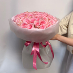 Букет из розовых роз 40 см - 51 шт в упаковке