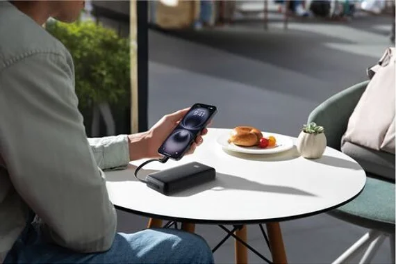 Внешний аккумулятор Anker Zolo Power Bank 20000 mAh 22,5W черный (2 USB-C, 1 USB-A) (Built-In USB-C Cable)